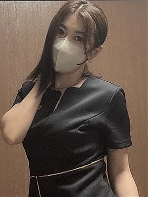 春日　すみれ