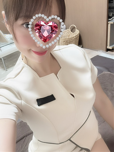 安西 ゆりか